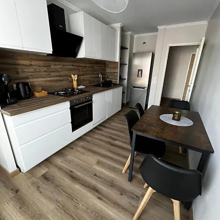 Honfleur- 2 Pieces Daire *